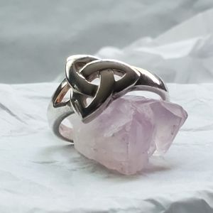 Solvar 925 Sterling Silver Celtic Trinity Knot Ring